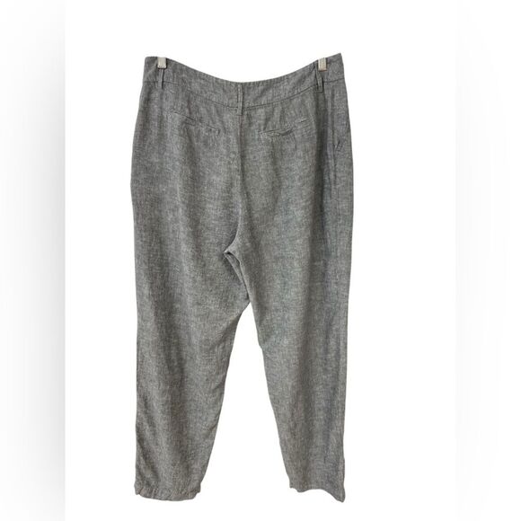 A New Day Gray Pleated Front Pants Size 8 - Picture 2 of 6